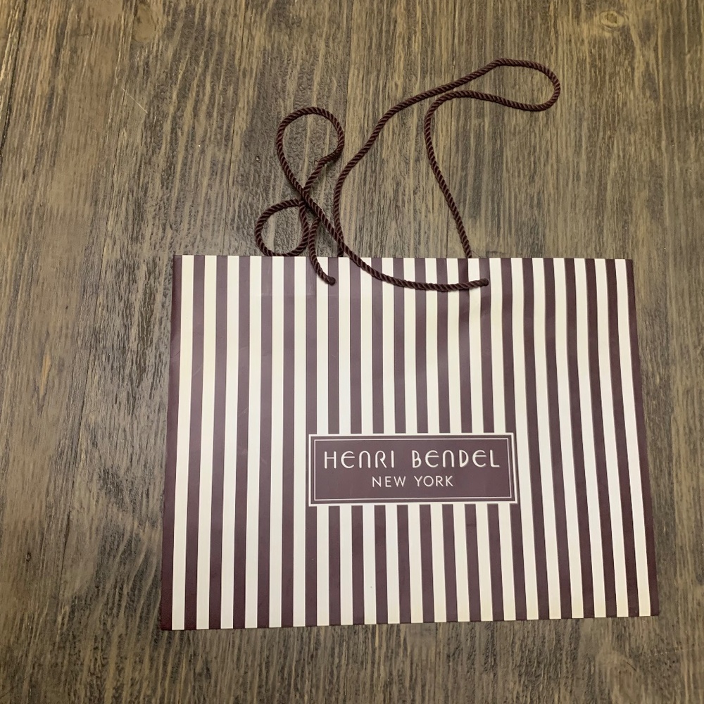 Henri Bendel Shopping Tote!